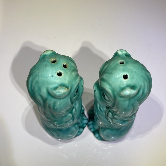 RARE Vintage Asian Bluegreen Dogs from Japan, Salt and Pepper Shaker Set - Picture 5 of 7